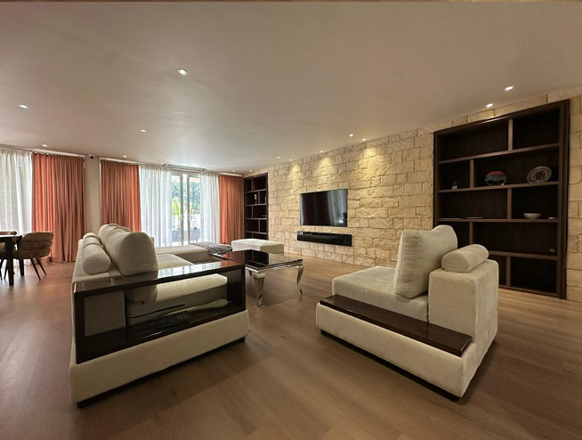 Residential living room by DesignTech